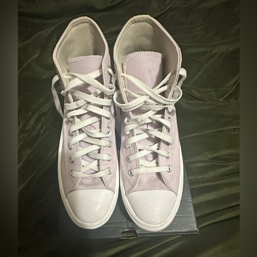 Light Purple Converse Women's High Top Sneakers